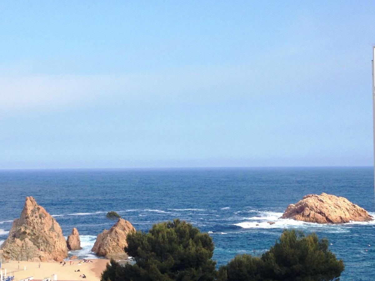 Villa Reymar - Diseno Y Vistas Al Mar ตอสซาเดมาร์ ภายนอก รูปภาพ